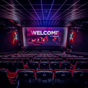 Cineworld climbs after new shares issued as part of Regal deal | City A.M.