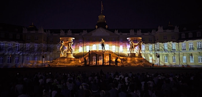 Maxin10sity Returns to Karlsruhe with Acrobatic Projection Mapping